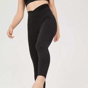 Offline by Aerie Real Me High Waisted Crossover Leggings 23" Inseam - Small